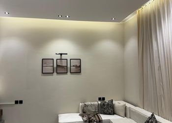 استديو بسرير ماستر وجلسة جانبية 