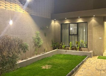 شالية بمجالس ومسبح العاب مائية 