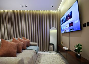 استديو بسرير ماستر