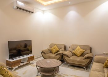 منتجع فندقي صاله وطاولة طعام تكفي 20