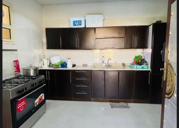 استراحة بمسبح والعاب أطفال 