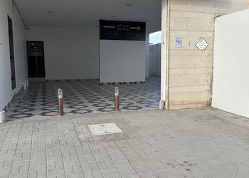 شقة بغرفة معيشة وغرفة نوم 