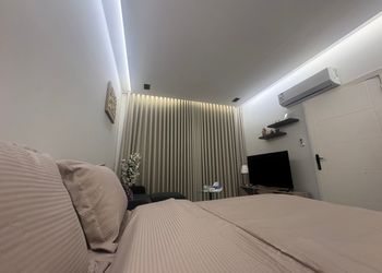 استديو بسرير ماستر وجلسة جانبية 