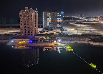 شقة بصالة وثلاث غرف نوم