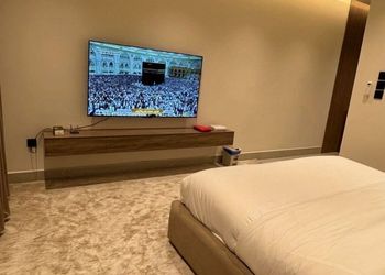 استديو بسرير ماستر