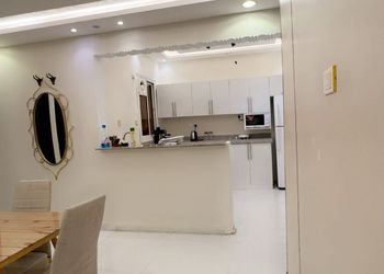 شقة بغرفة جلوس وغرفتين نوم 