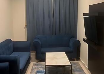 شقة بصالة وغرفة نوم