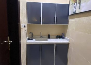 استديو هادئ بدخول ذاتي 