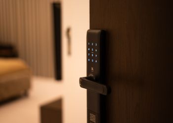 استديو بسرير ماستر  ودخول ذاتي 