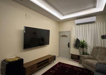 استديو بتصميم هادئ ودخول ذكي