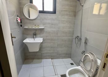 استديو بسرير ماستر