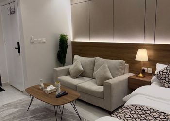 استديو بسرير ماستر ودخول ذاتي