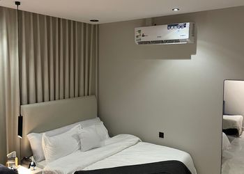 استديو بدخول ذاتي وسرير مريح 