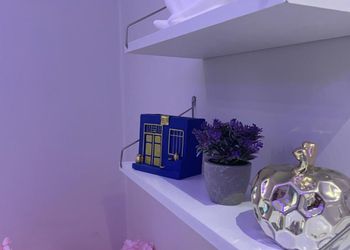 استديو بتصميم جميل ودخول ذاتي
