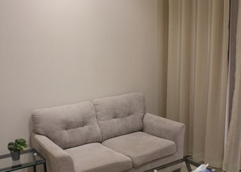 استديو بسرير ماستر وجلسة جانبية