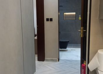 شقة بثلاث غرف نوم وصالة
