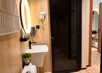 شقة بتصميم حديث و دخول ذاتي