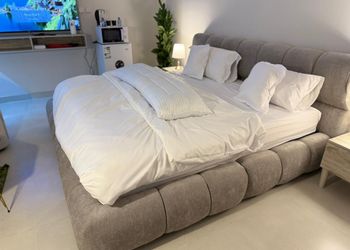 استديو بسرير مريح ودخول ذاتي 