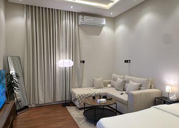 استديو بتصميم أنيق ودخول ذاتي