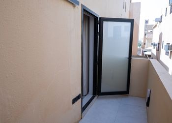 شقة بغرفه نوم وصالة 