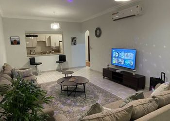 شالية باطلالة على البحر