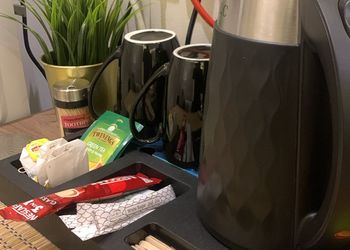 استديو انيق بجلسه جانبيه ودخول ذاتي 