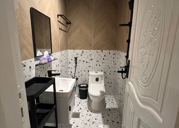 استديو بسرير ماستر وجلسة جانبية 