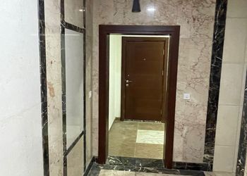 استديو بأثاث مريح وفاخر