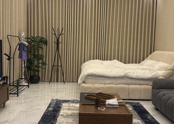 استديو هادئ بسرير ماستر 