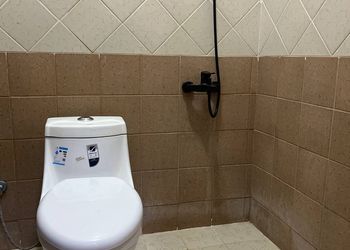 شقة بغرفة معيشة وغرفة نوم 