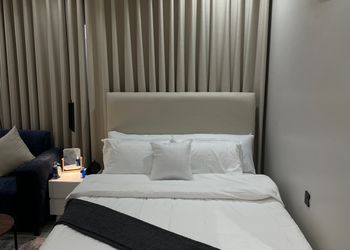 استديو بدخول ذاتي وسرير مريح 