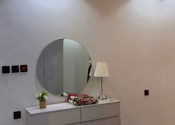 استديو بسرير ماستر وأثاث مريح 