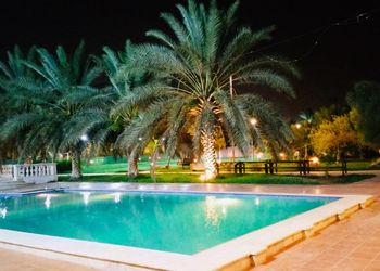 مزرعه بمجلسين وملعب كرة قدم و مطبخ