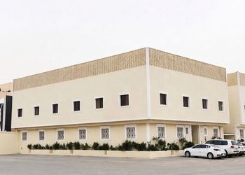 استديو بسرير ماستر وجلسة جانبية