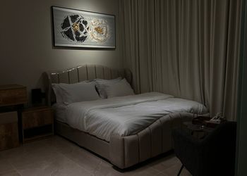 استديو هادئ بدخول ذاتي 