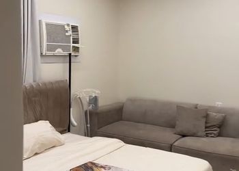 استديو هادئ بسرير ماستر 