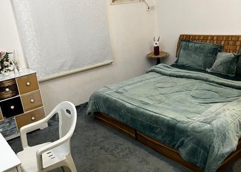 استراحة بمجلس رجال ونساء
