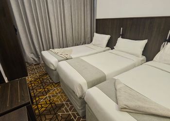 استديو بثلاث اسره فردية