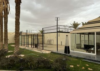 مزرعة بأجواء مميزة وجلسة خارجية 