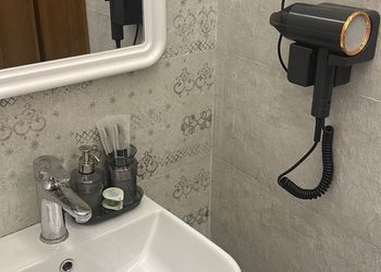 استديو هادئ بسرير ماستر 