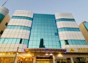 شقة بغرفة معيشة وغرفتين نوم 