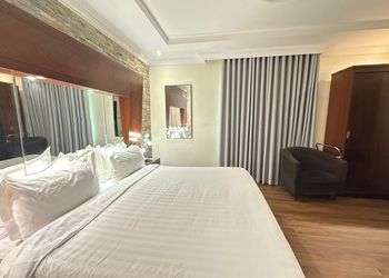 غرفة بأجواء دافئة ومريحة 