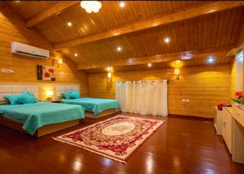 منتجع فندقي بمسطح اخضر