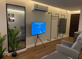 استديو بسرير ماستر وأثاث مريح 
