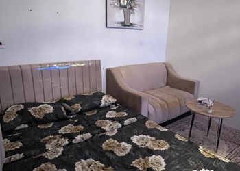 استديو بدخول ذاتي وسرير مريح 