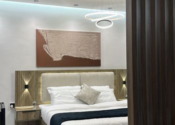 استديو بتصميم مودرن ودخول ذاتي 