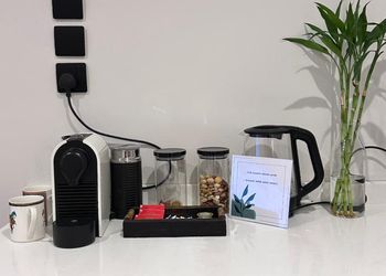 استديو بسرير ماستر