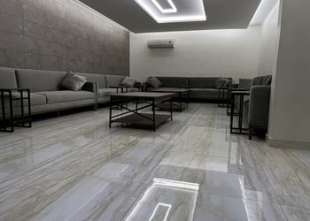 استراحة بقسمين ومسطحات خضراء 