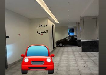 شقة بغرفتين نوم وصالة 