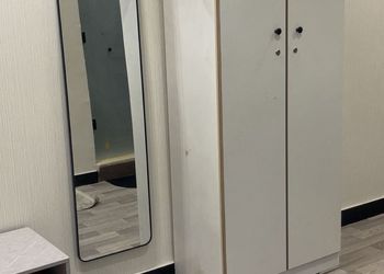 استديو بسرير ماستر وجلسة جانبية